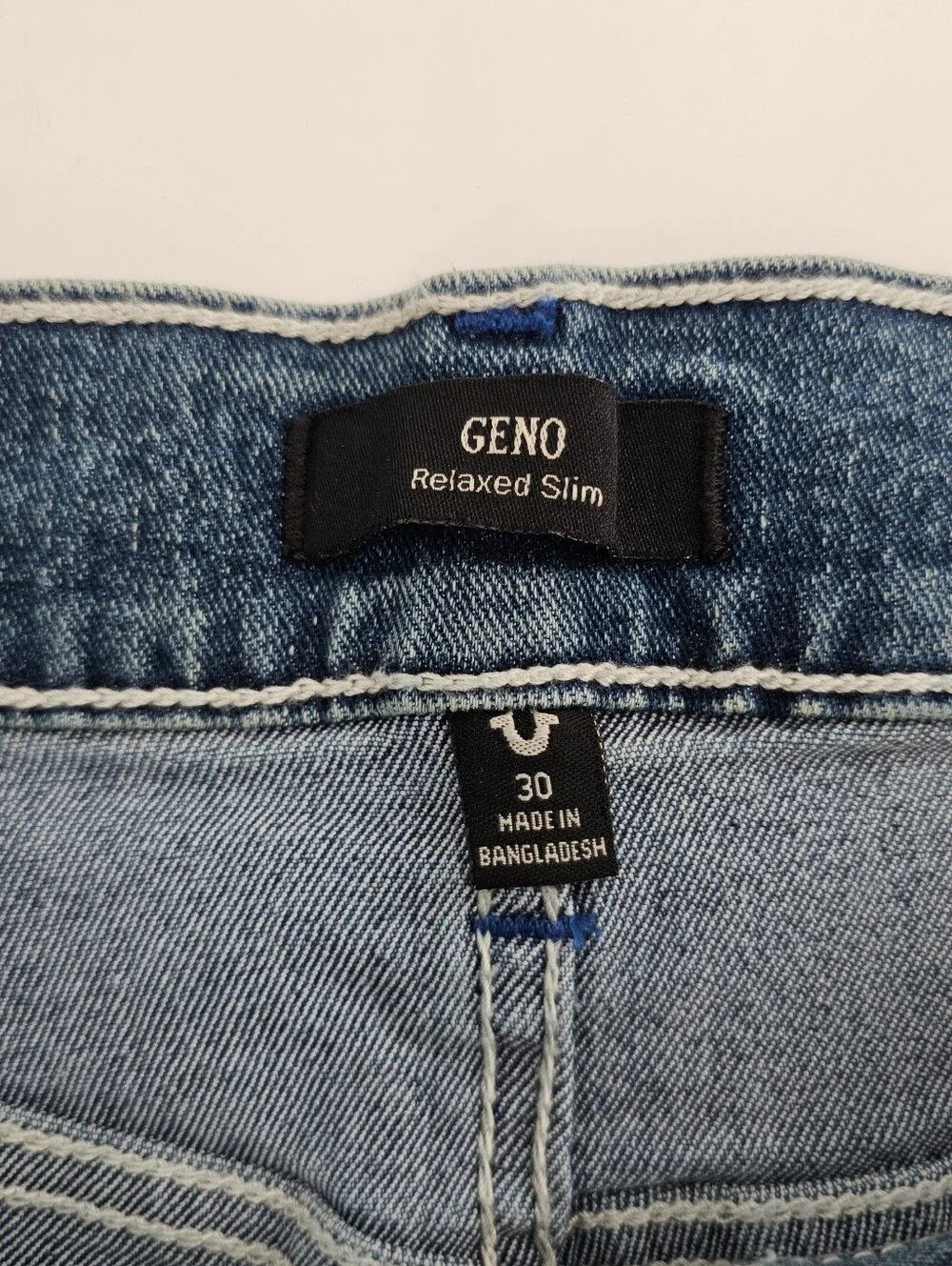True Religion Geno SN Flap Relaxed Slim Denim Jeans World Tour Men's